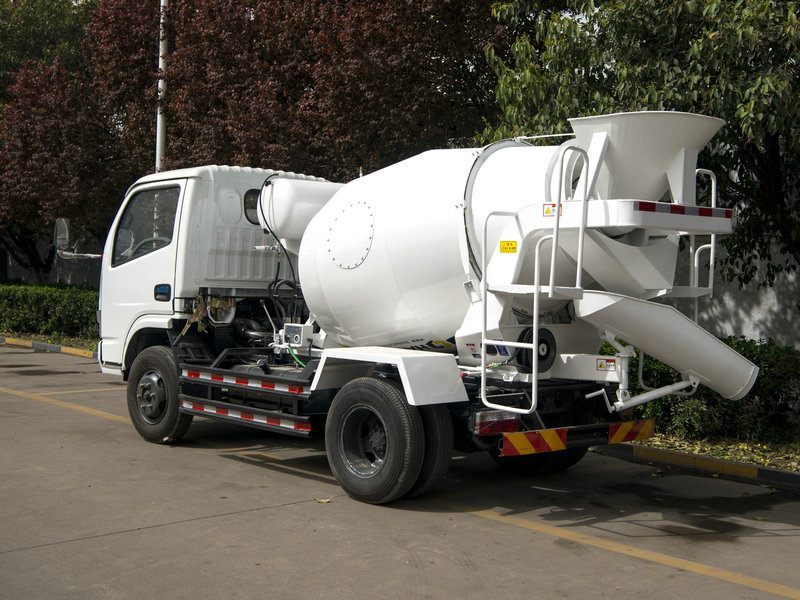 混凝土攪拌車(chē)